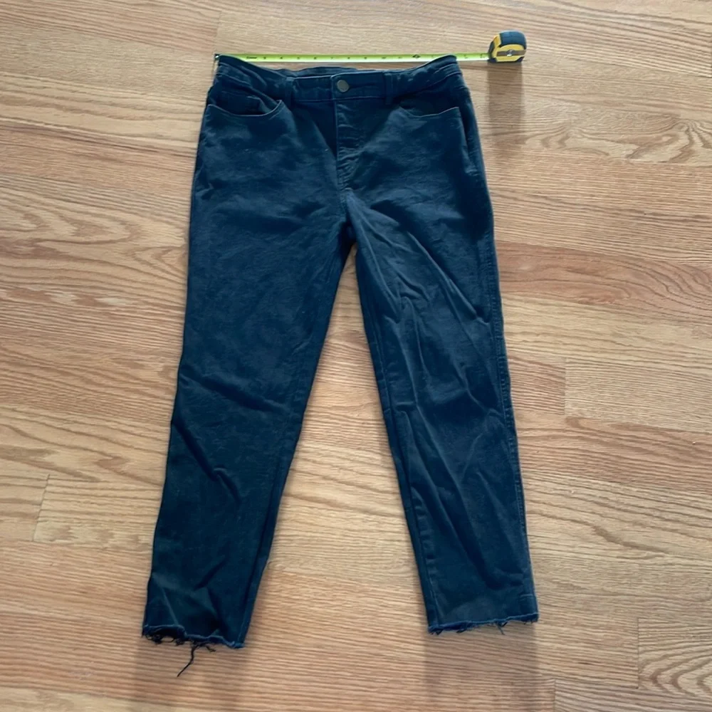 Cropped Jean - Picture 1 of 6